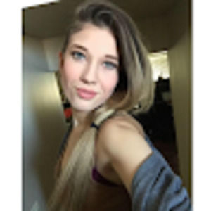 Meet your Posher, Brittney